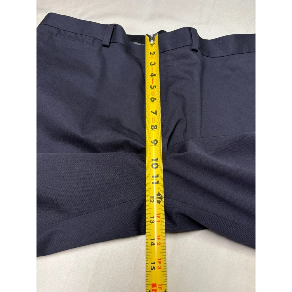 LL Bean Classic Fit Navy Blue Cotton Chinos Mens 36 x 36 Straight Leg Pants